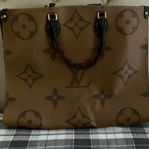 💎Louis Vuitton On-The-Go tote. Reverse GIANT MONOGRAM (GM).